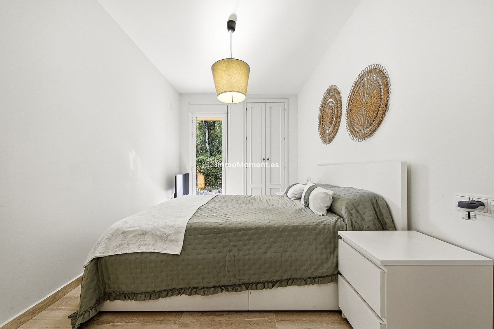 Resale - Apartment - Marbella - Las Chapas