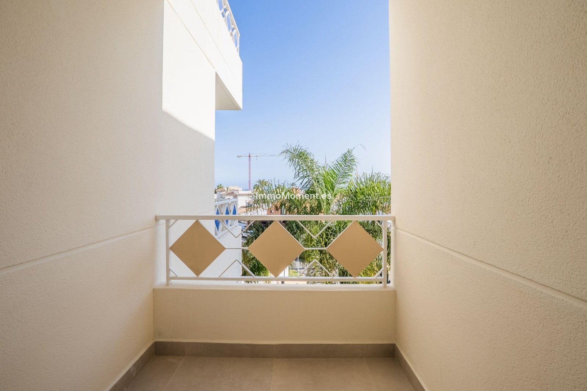Resale - Apartment - Marbella - Las Chapas