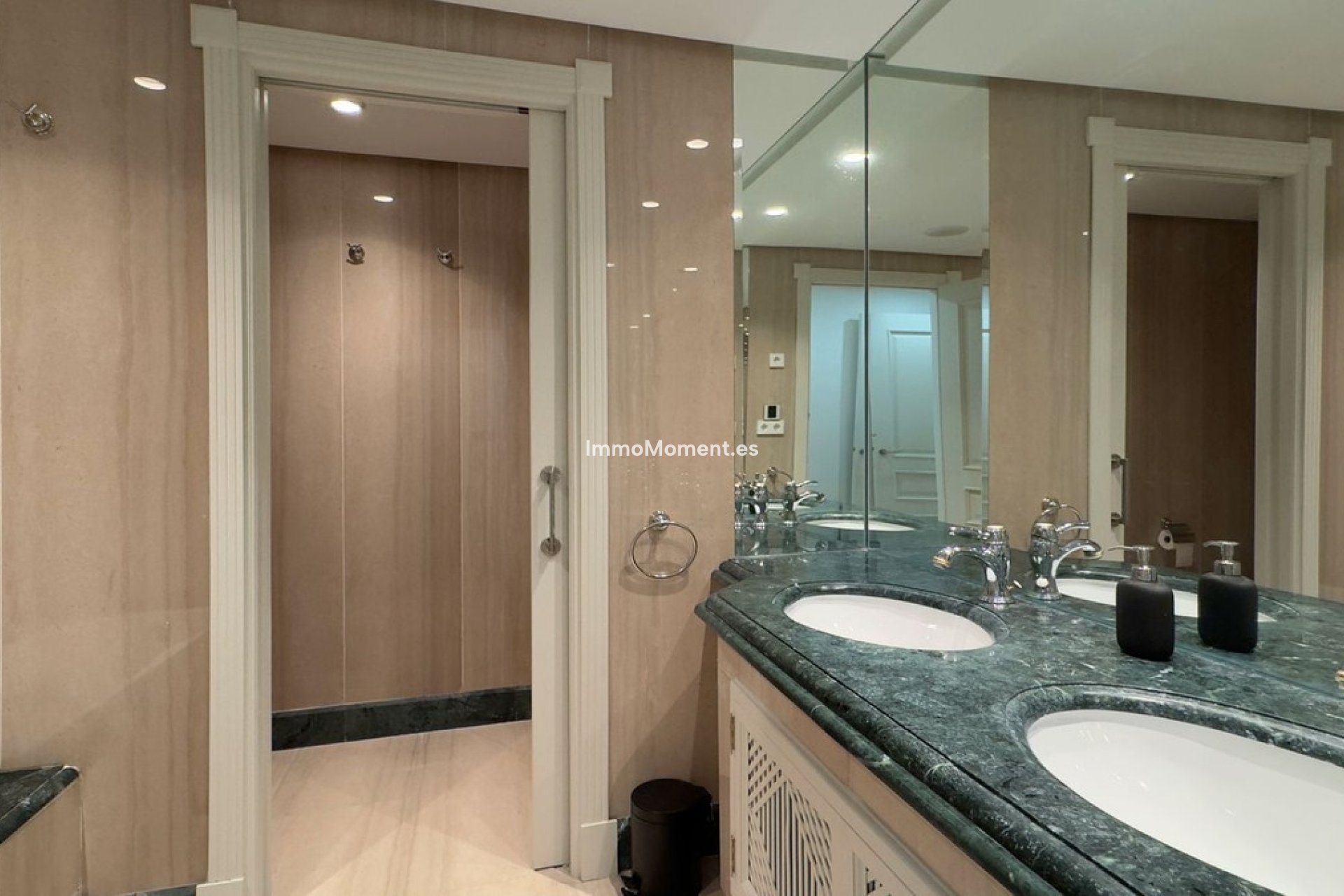 Resale - Apartment - Marbella - Los Monteros