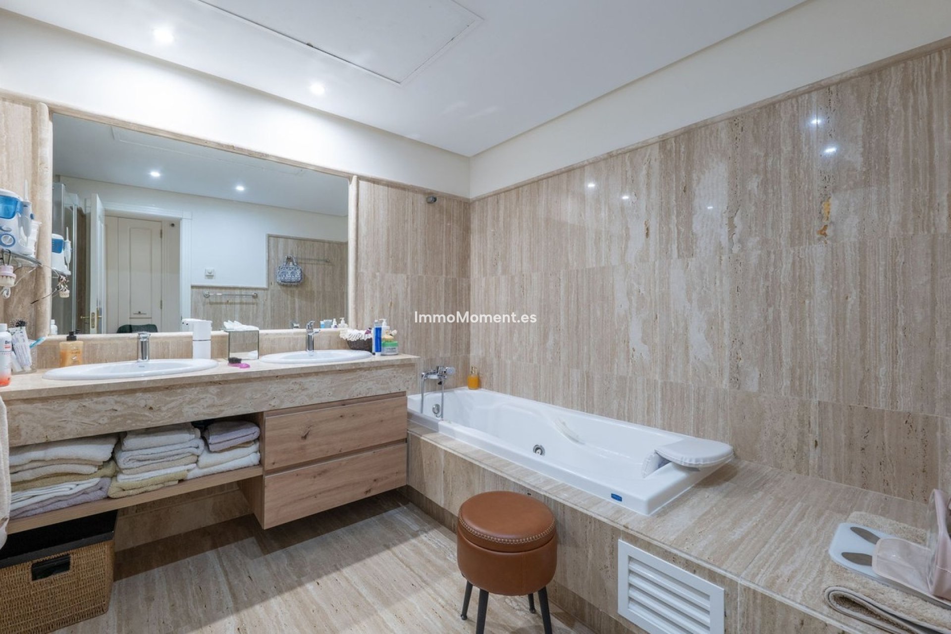 Resale - Apartment - Marbella - Los Monteros