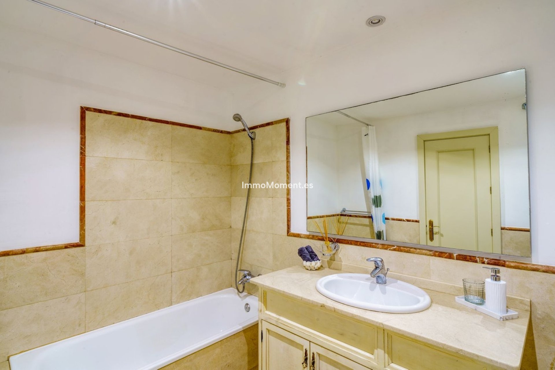 Resale - Apartment - Marbella - Marbella Centro