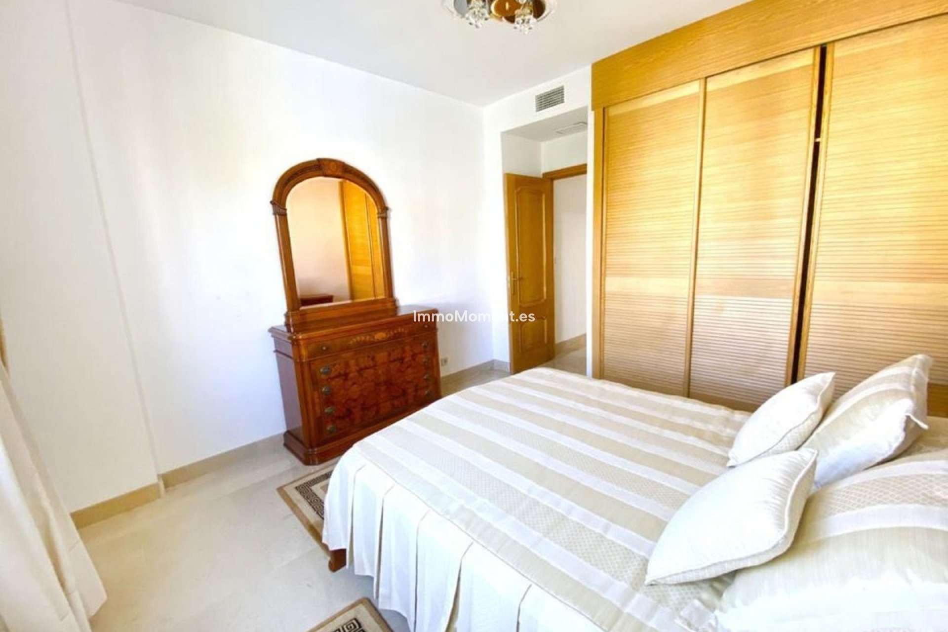 Resale - Apartment - Marbella - Marbella Centro