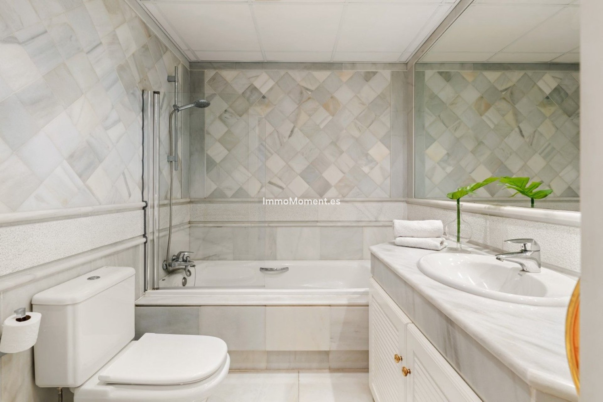 Resale - Apartment - Marbella - Marbella Centro