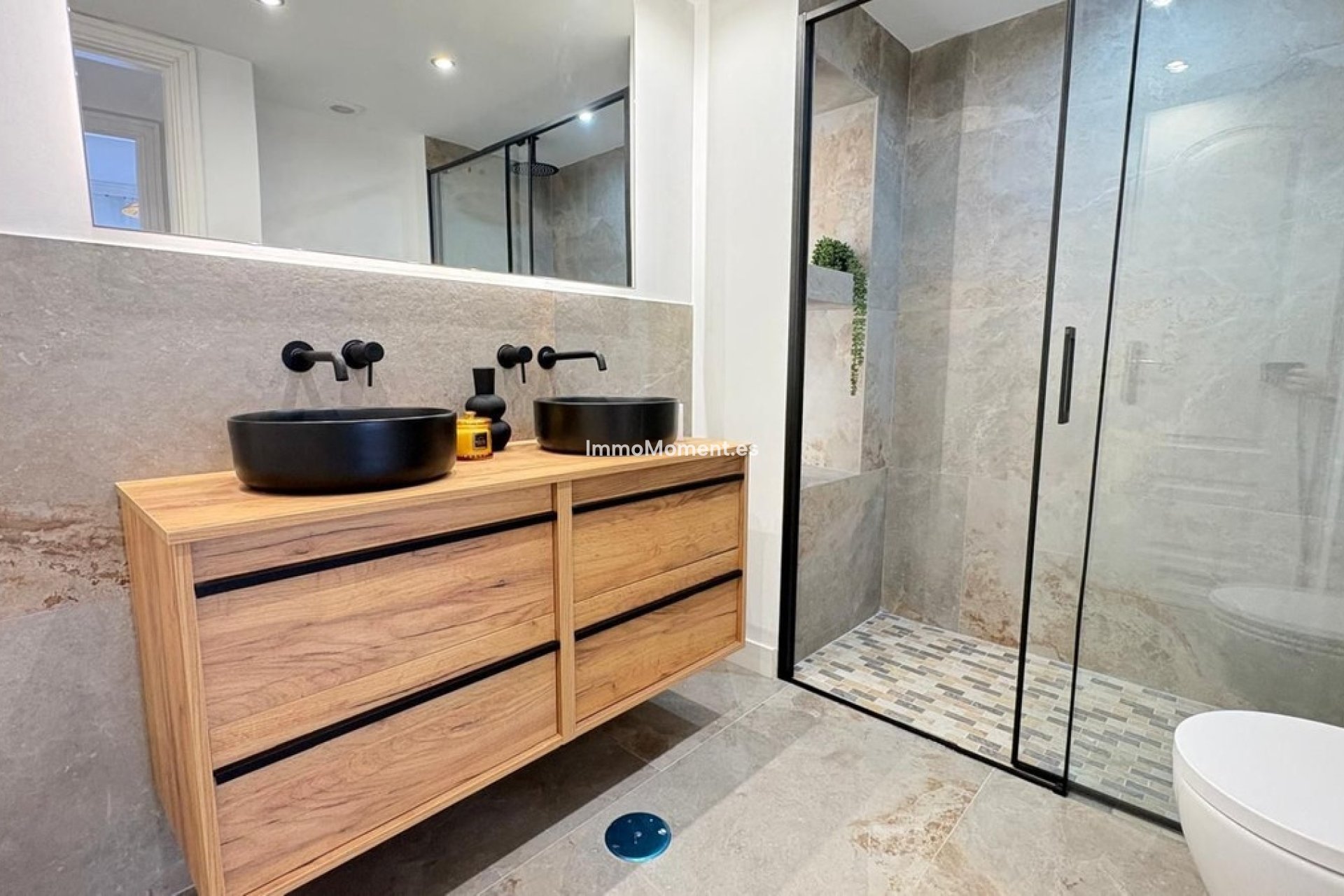 Resale - Apartment - Marbella - Marbella Centro