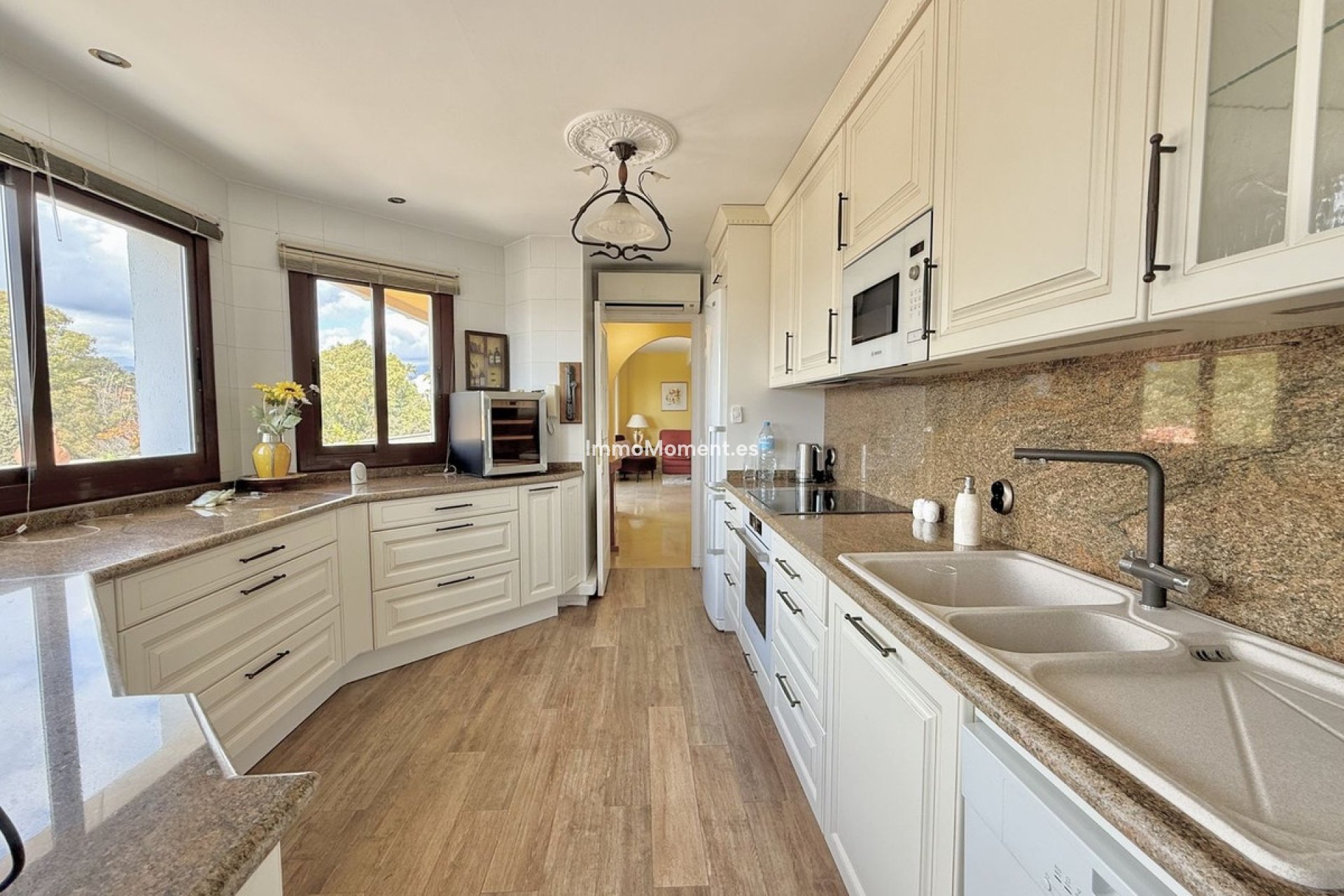 Resale - Apartment - Marbella - Marbella Centro