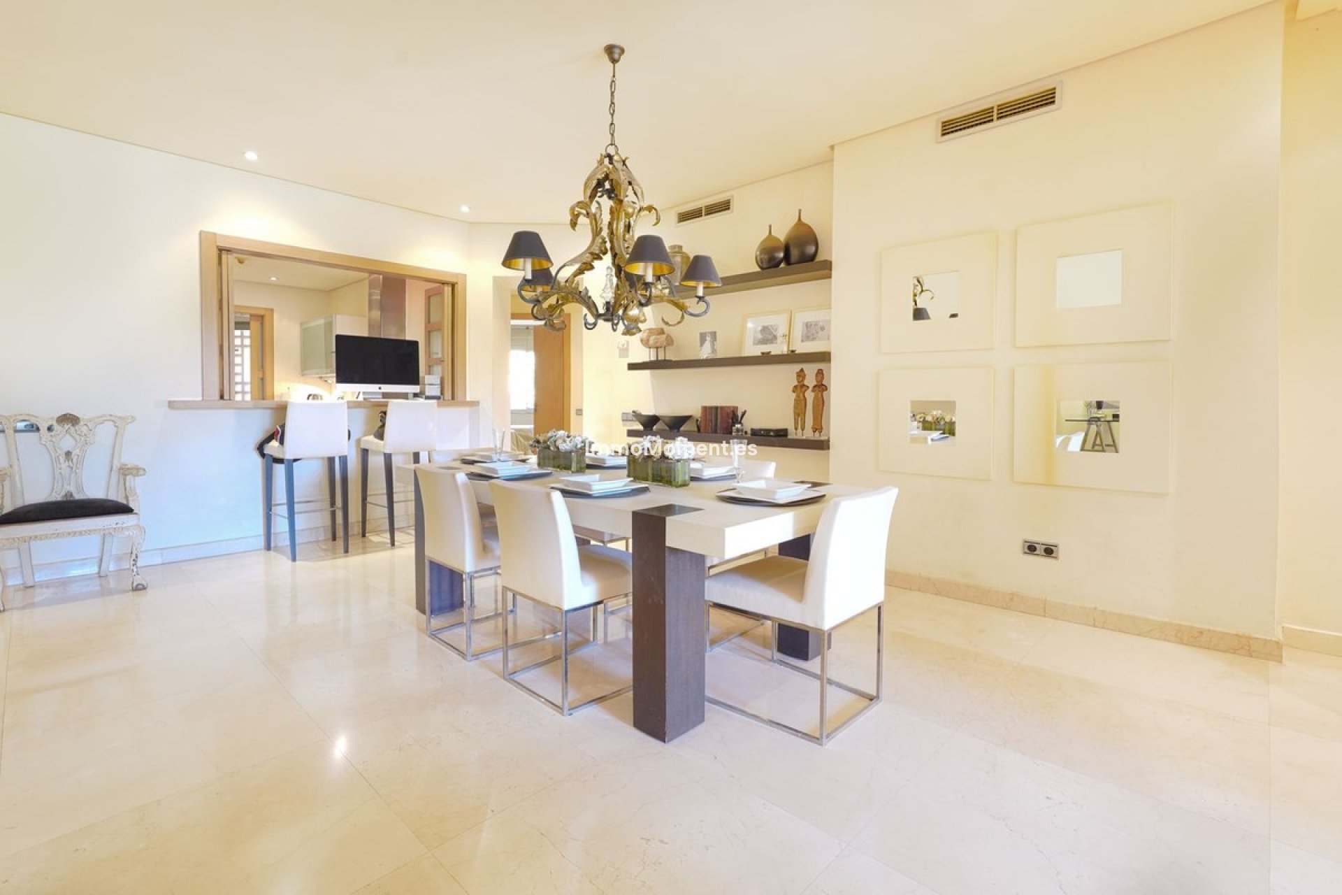 Resale - Apartment - Marbella - Marbella Centro