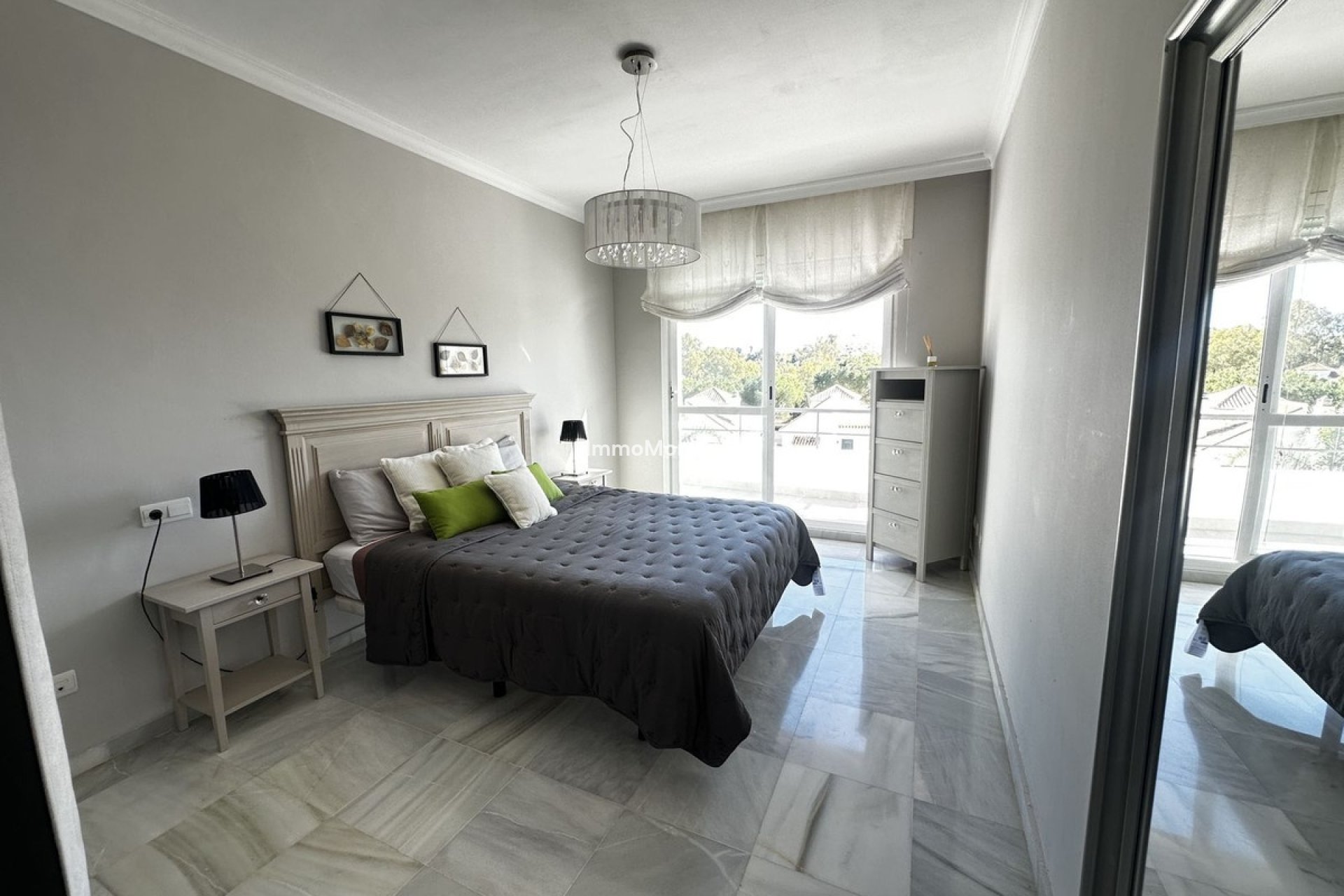 Resale - Apartment - Marbella - Marbella Centro