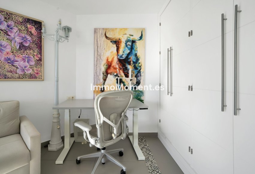 Resale - Apartment - Marbella - Marbella Centro