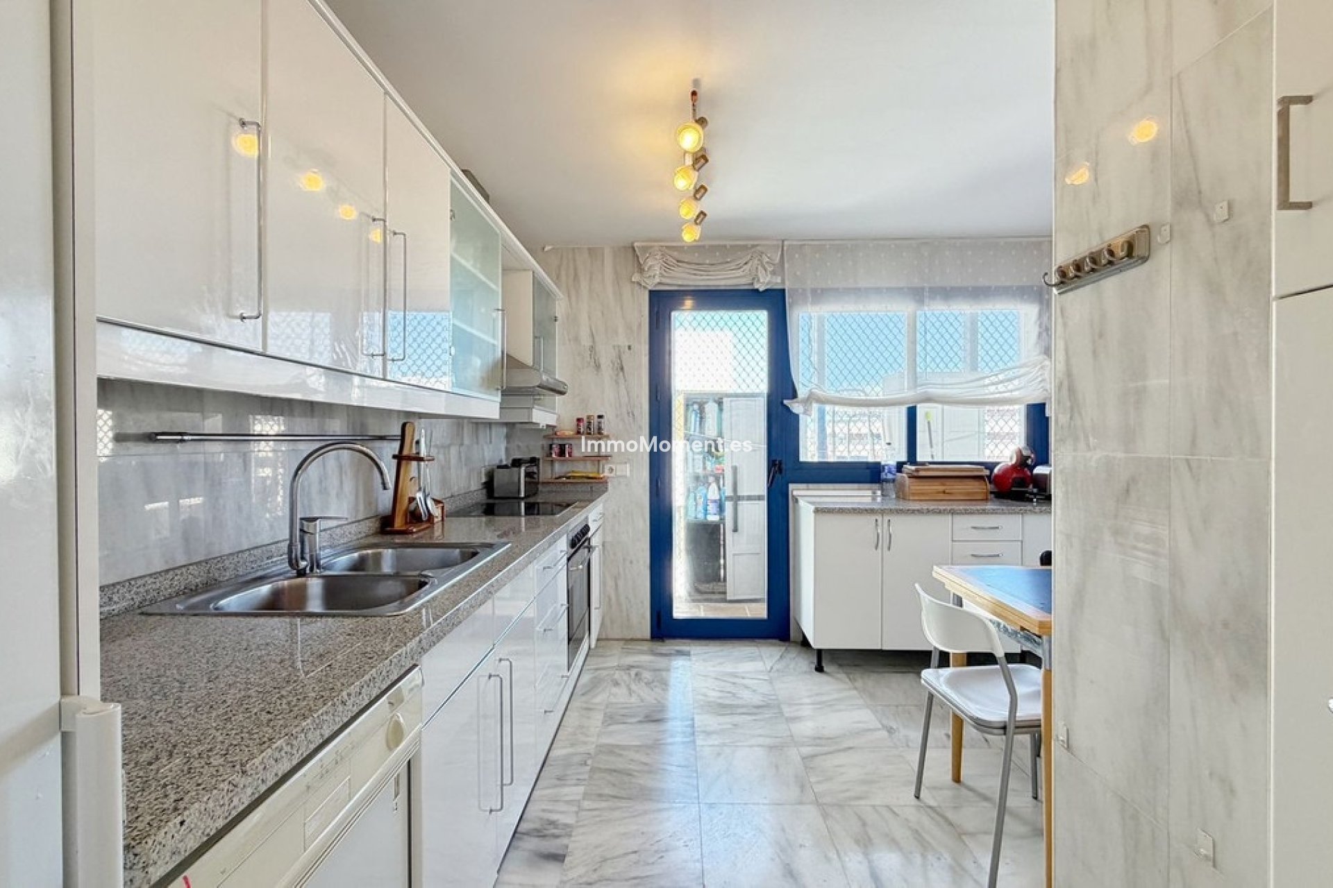 Resale - Apartment - Marbella - Marbella Centro