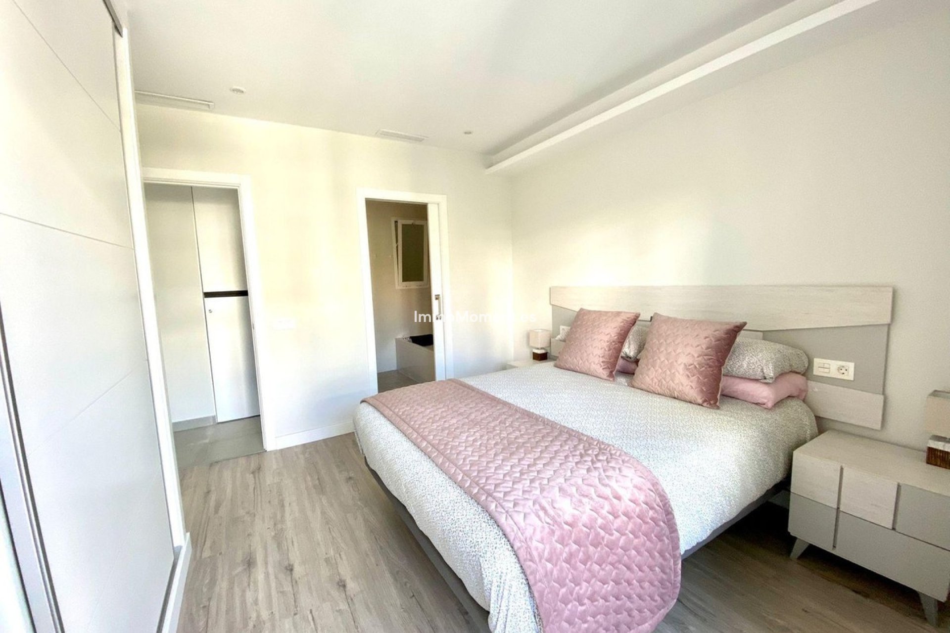 Resale - Apartment - Marbella - Marbella Centro