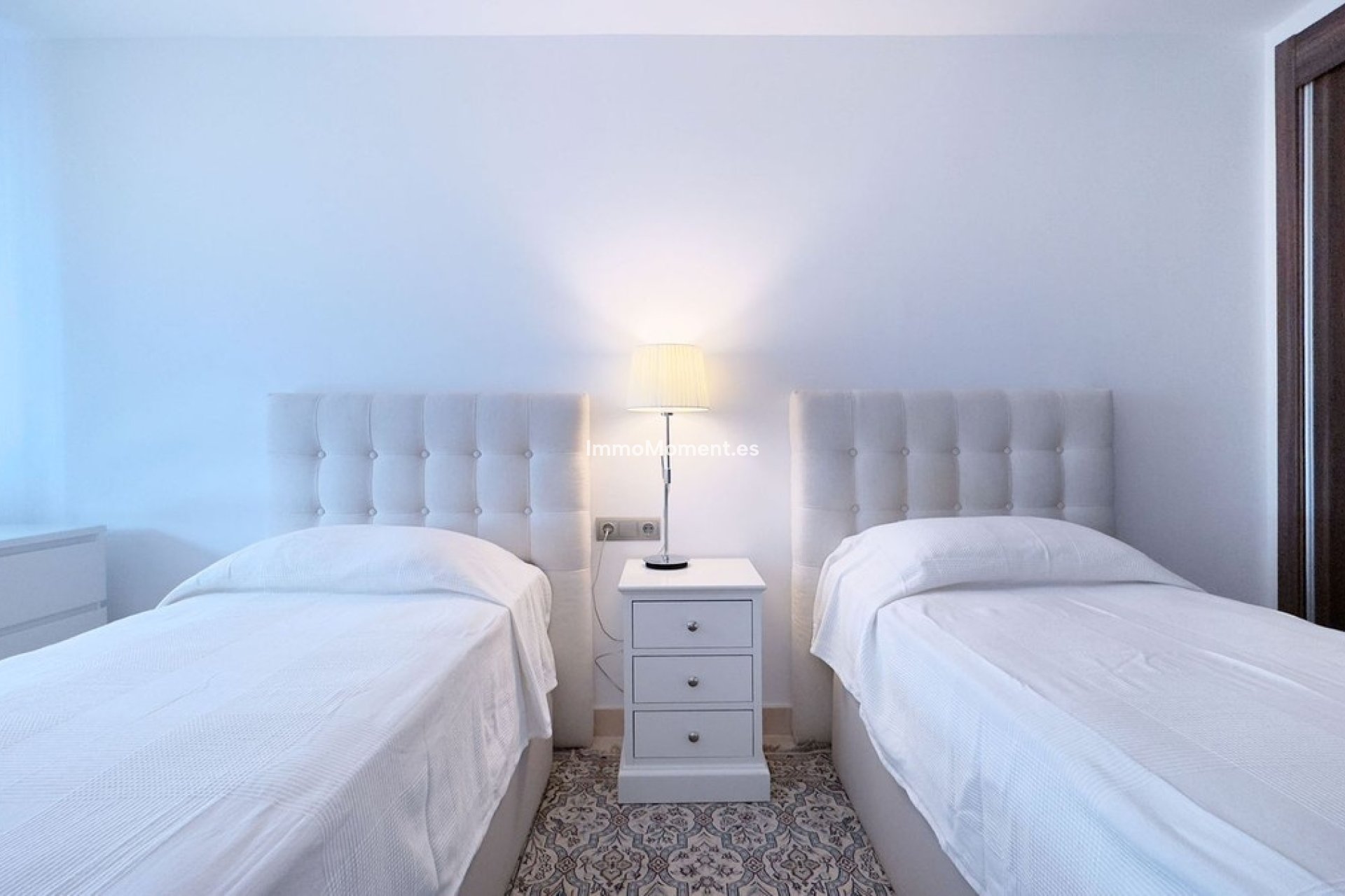 Resale - Apartment - Marbella - Marbella Centro