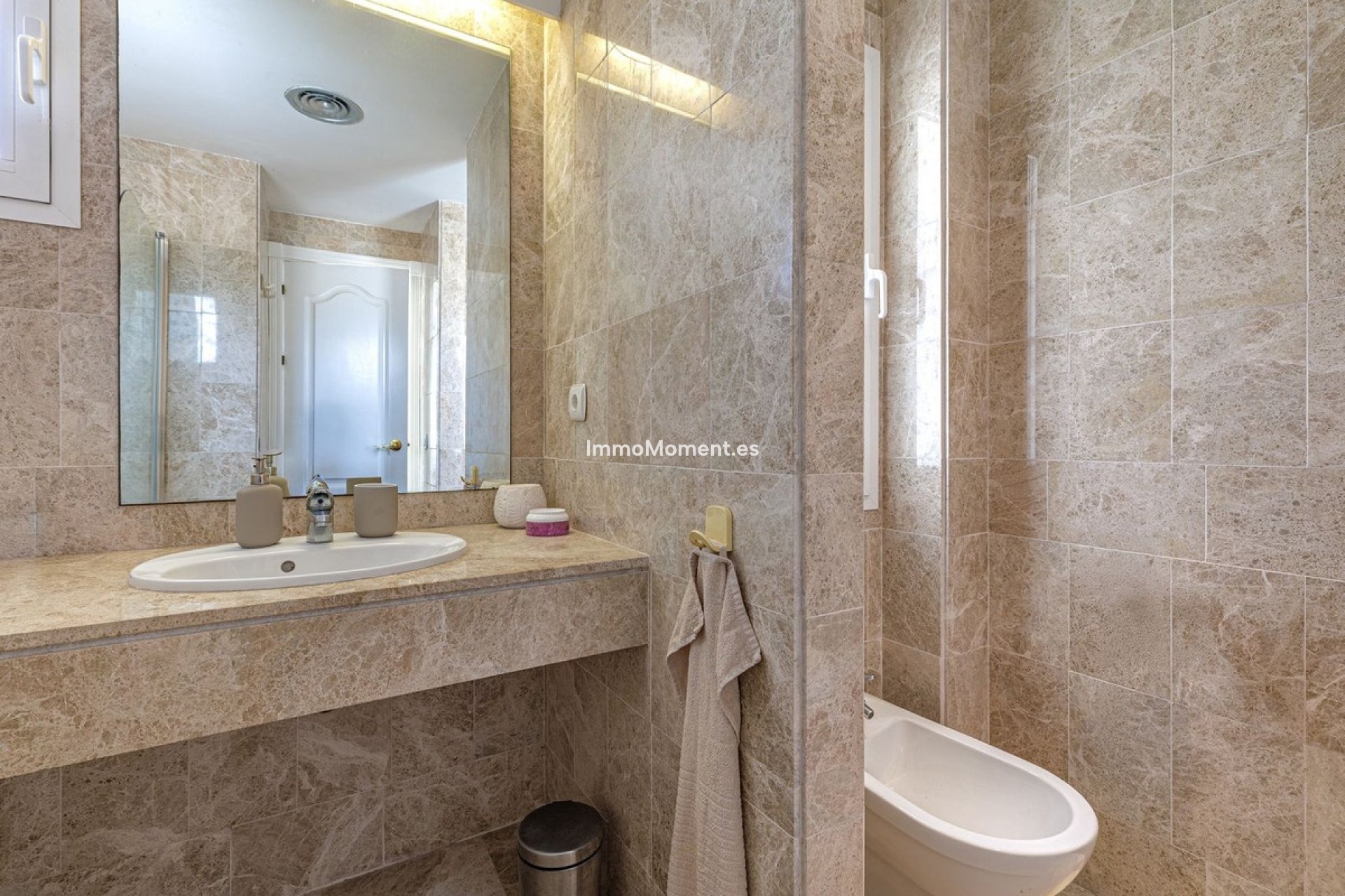 Resale - Apartment - Marbella - Marbella Centro