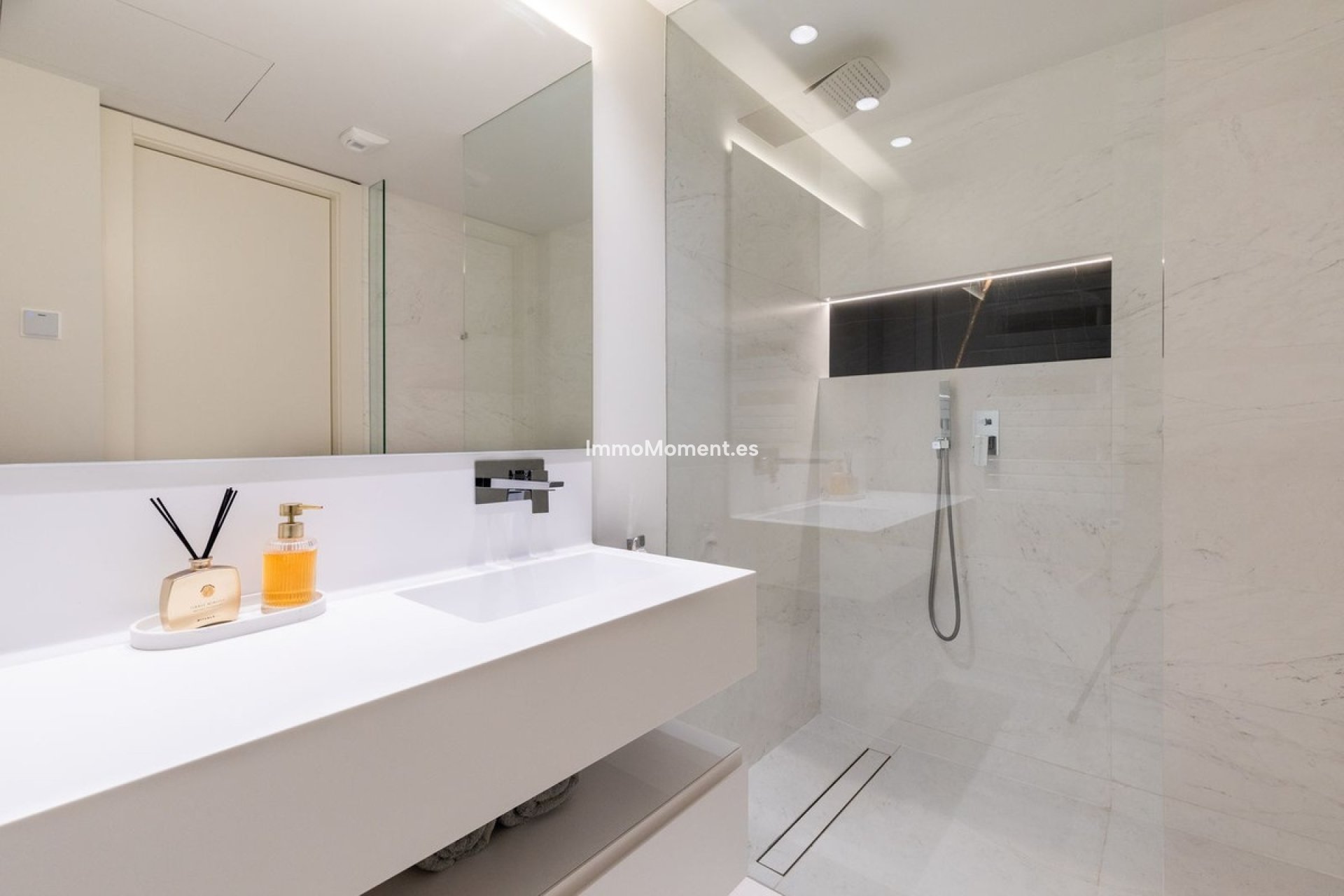 Resale - Apartment - Marbella - Marbella Centro
