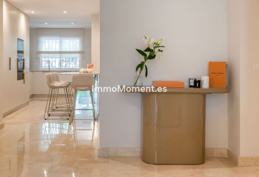 Resale - Apartment - Marbella - Marbella Centro