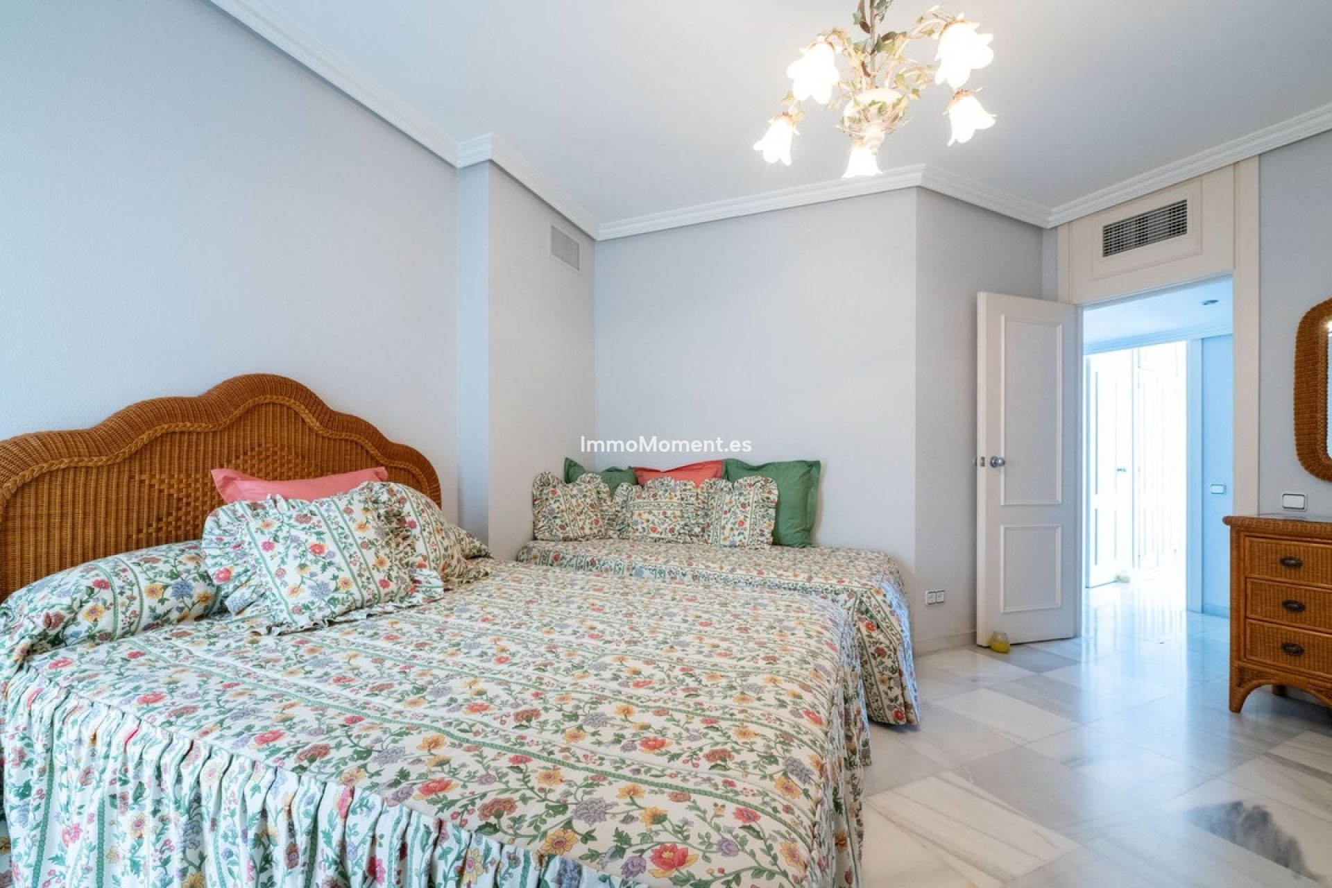 Resale - Apartment - Marbella - Marbella Centro