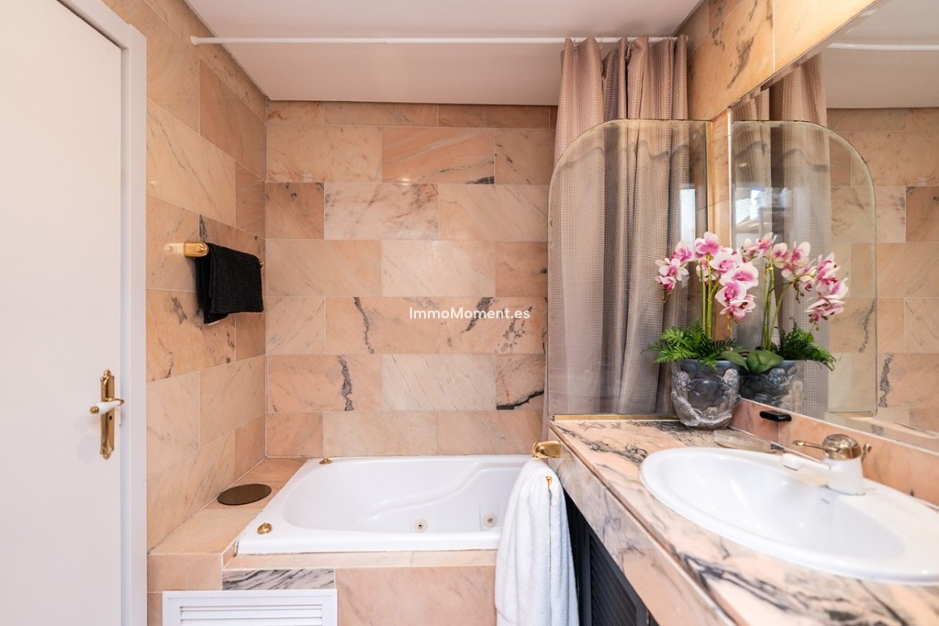 Resale - Apartment - Marbella - Marbella Centro