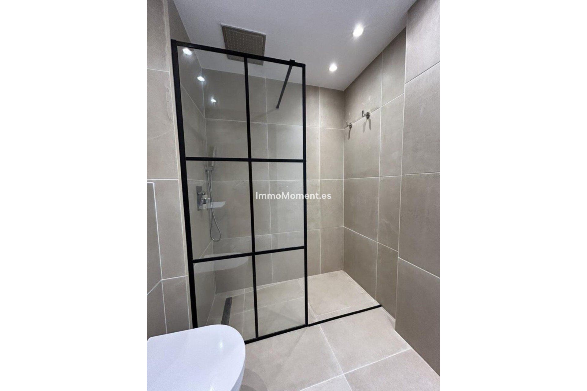 Resale - Apartment - Marbella - Marbesa