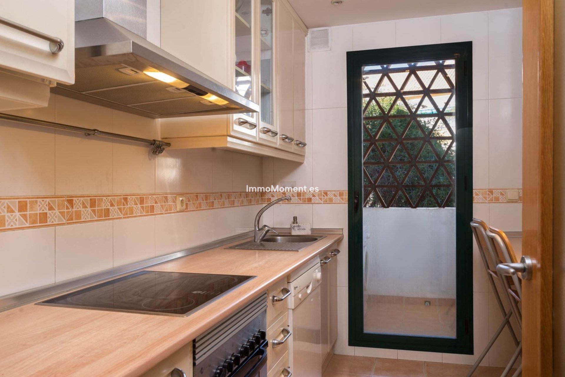 Resale - Apartment - Marbella - Marbesa