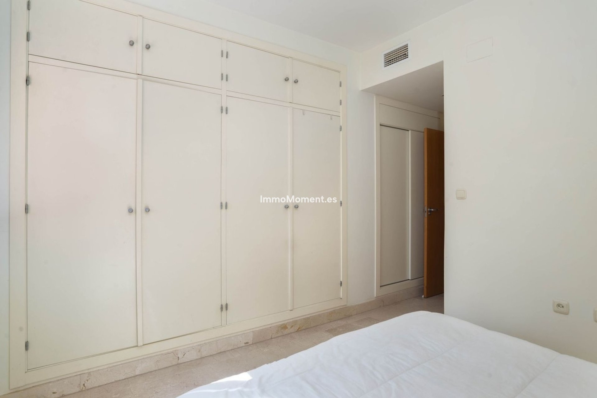 Resale - Apartment - Marbella - Marbesa