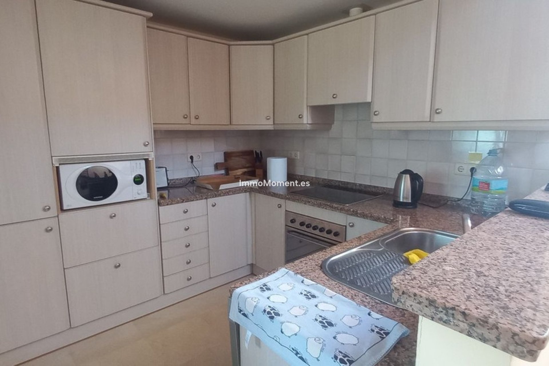 Resale - Apartment - Marbella - Marbesa