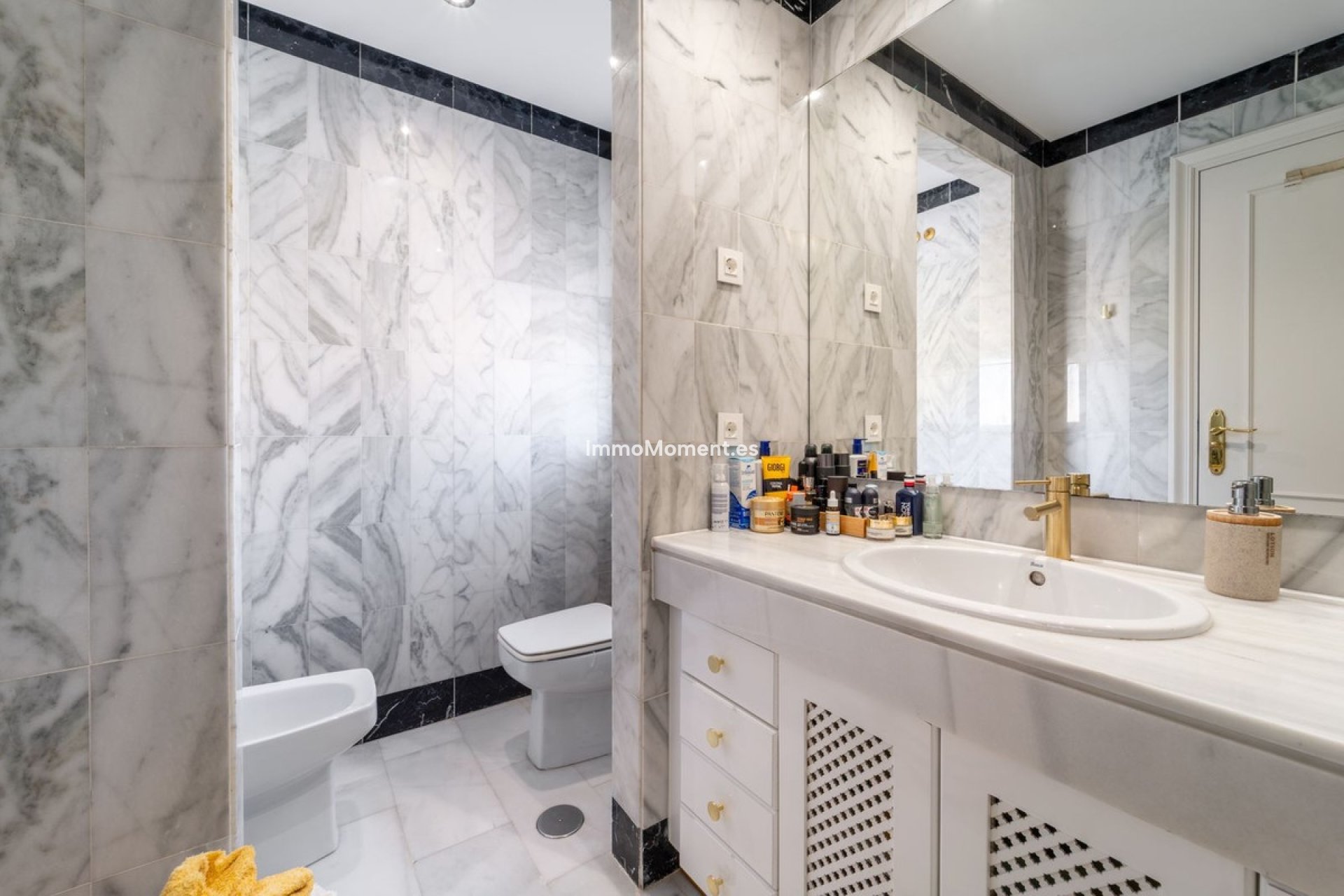 Resale - Apartment - Marbella - Nagüeles