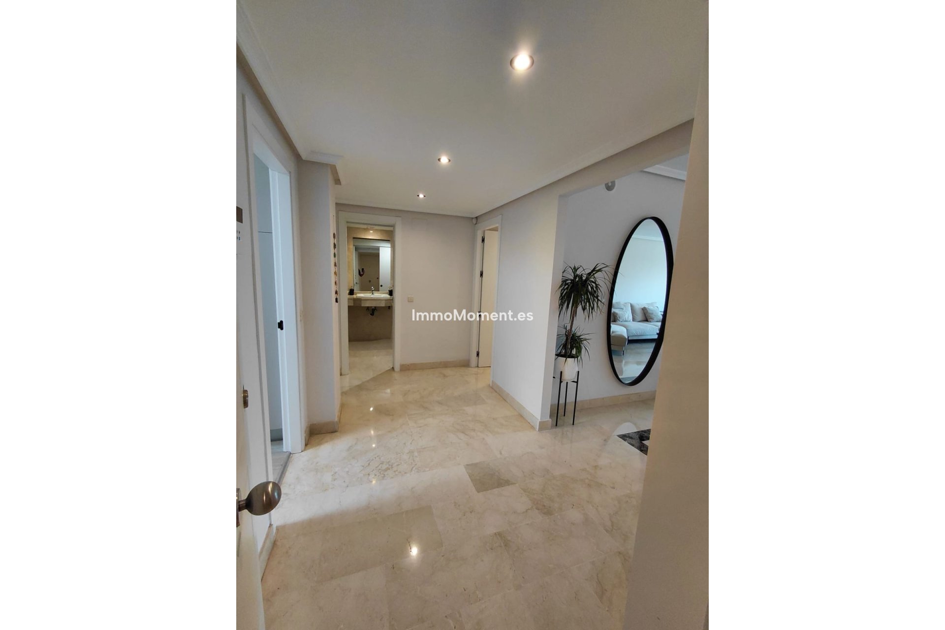 Resale - Apartment - Marbella - Nagüeles