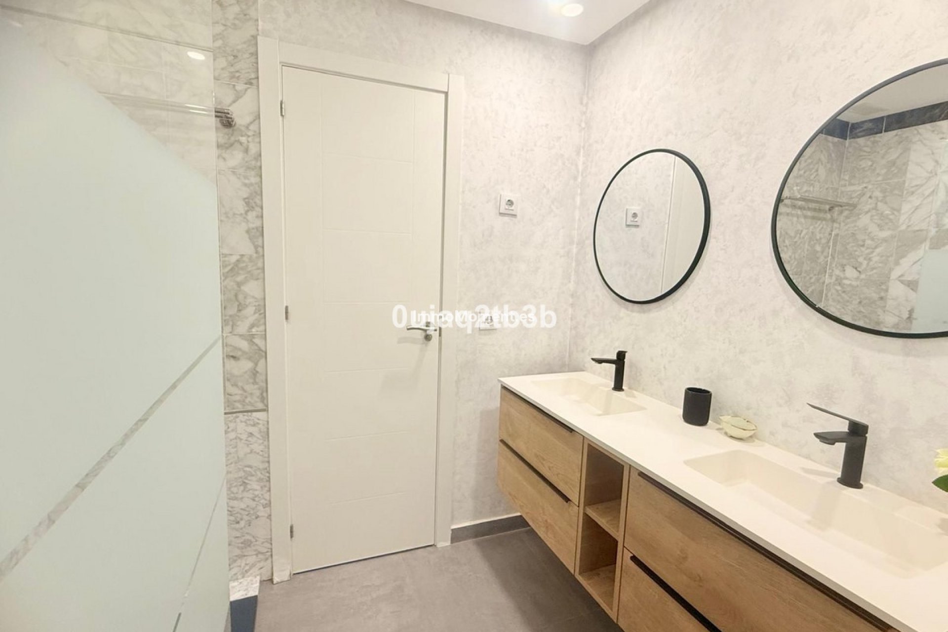 Resale - Apartment - Marbella - Nagüeles