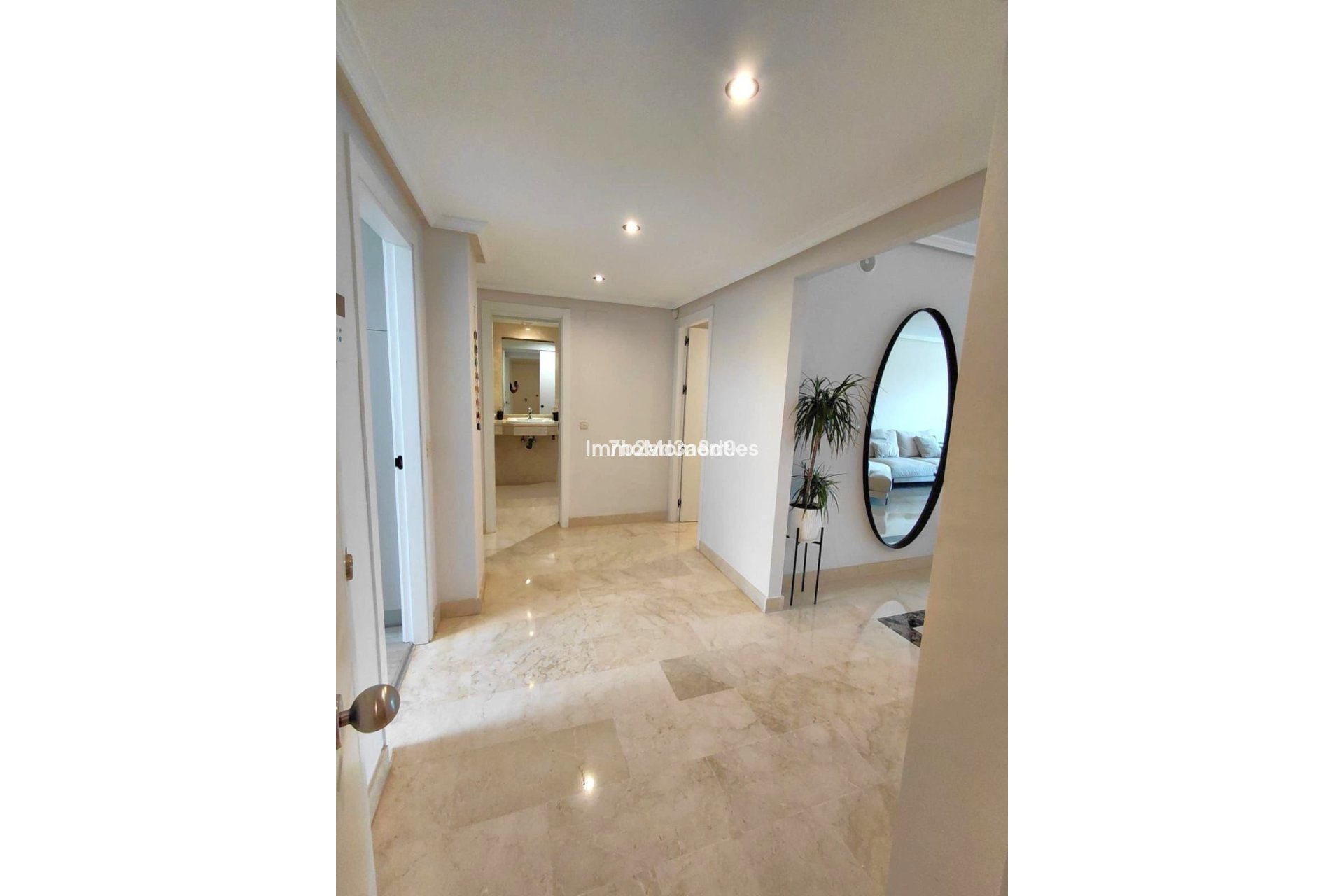 Resale - Apartment - Marbella - Nagüeles