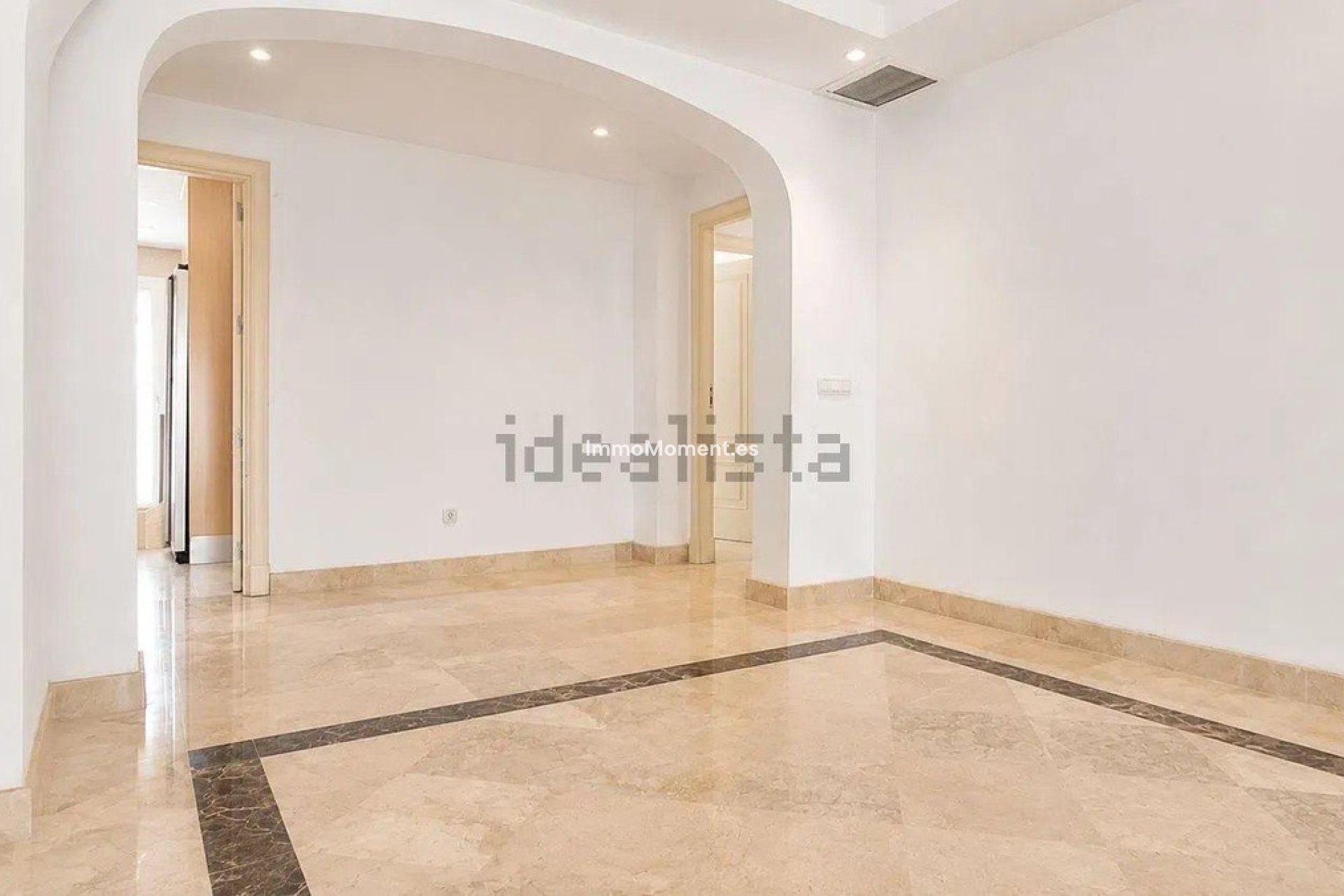 Resale - Apartment - Marbella - Nagüeles