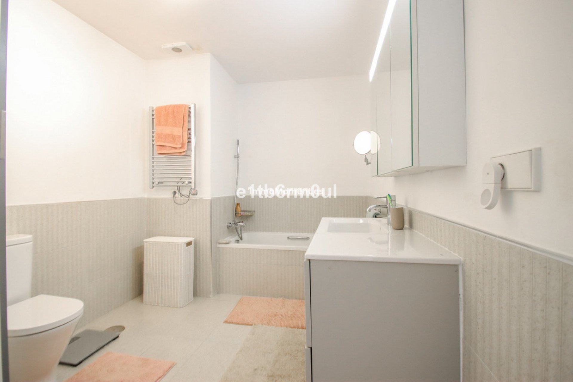 Resale - Apartment - Marbella - Nagüeles