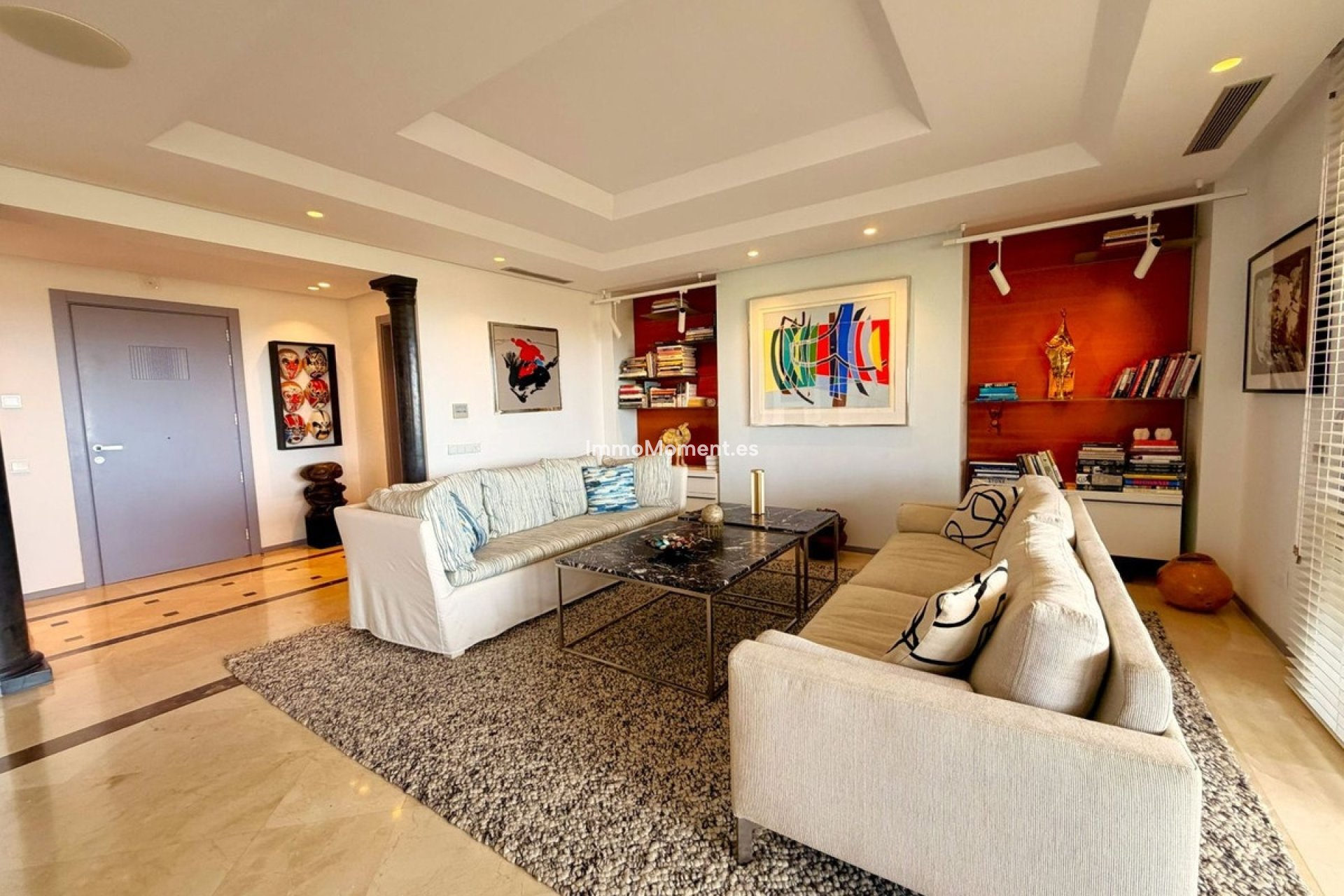 Resale - Apartment - Marbella - Nueva Andalucía