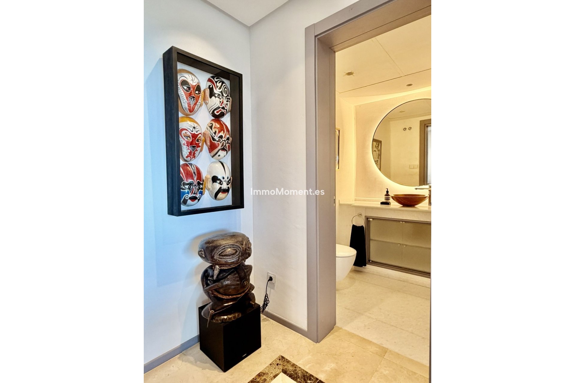 Resale - Apartment - Marbella - Nueva Andalucía