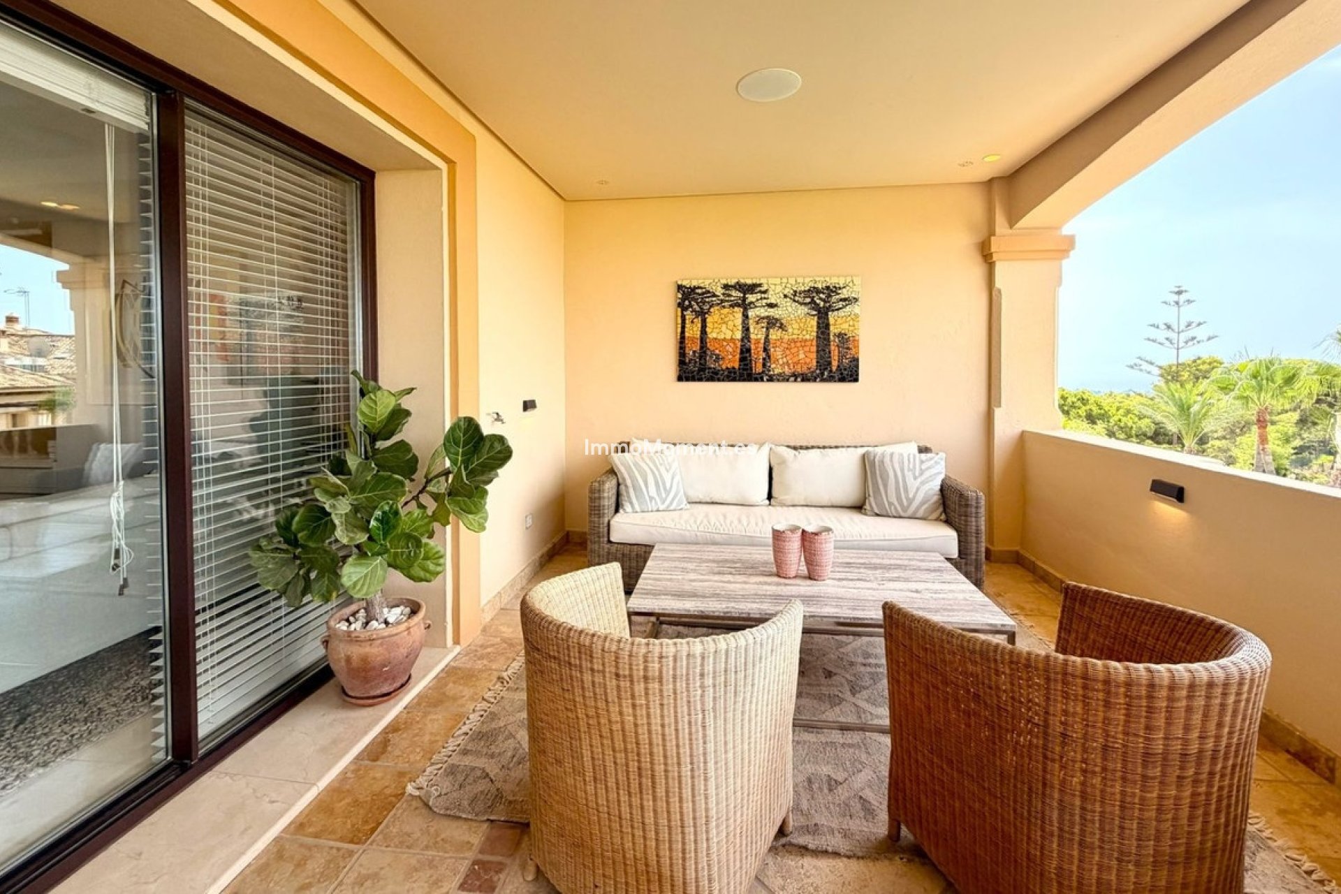 Resale - Apartment - Marbella - Nueva Andalucía