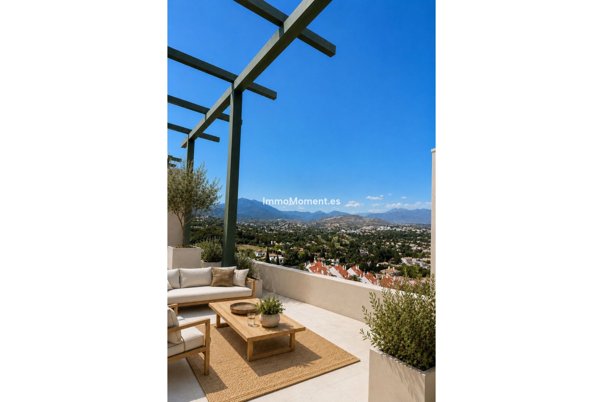 Resale - Apartment - Marbella - Nueva Andalucía