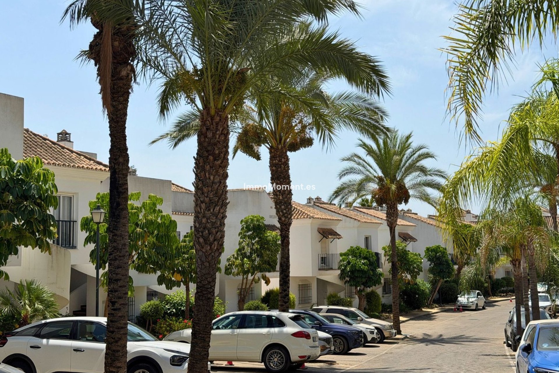 Resale - Apartment - Marbella - Nueva Andalucía