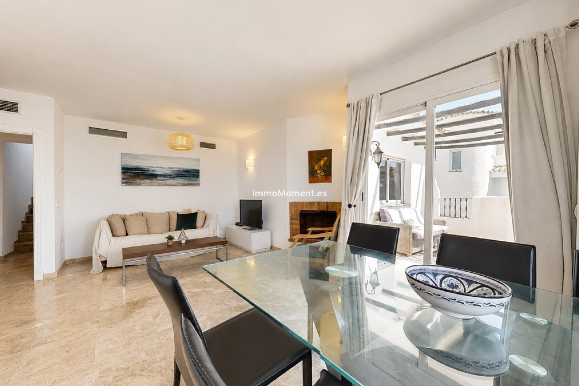 Resale - Apartment - Marbella - Nueva Andalucía