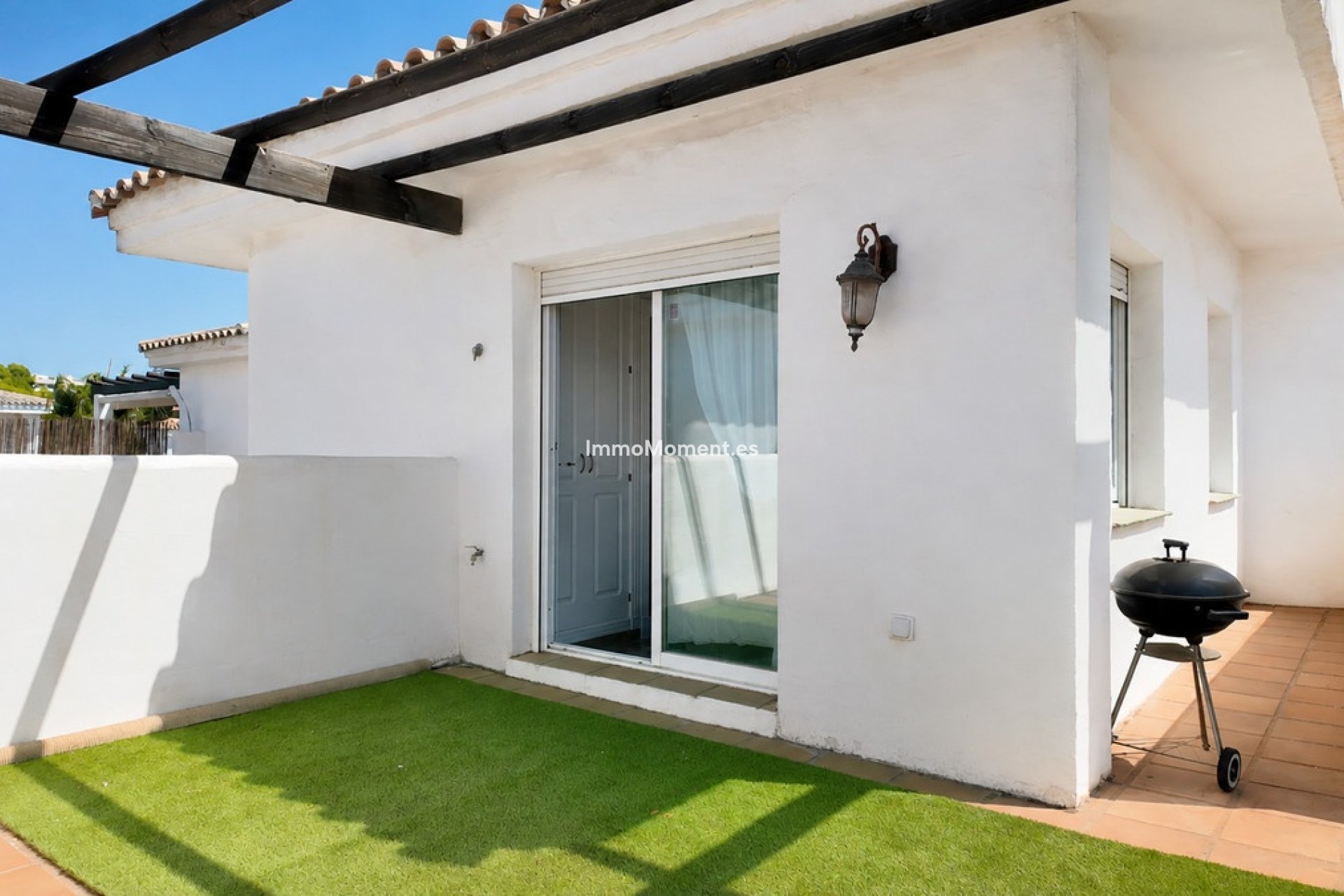 Resale - Apartment - Marbella - Nueva Andalucía