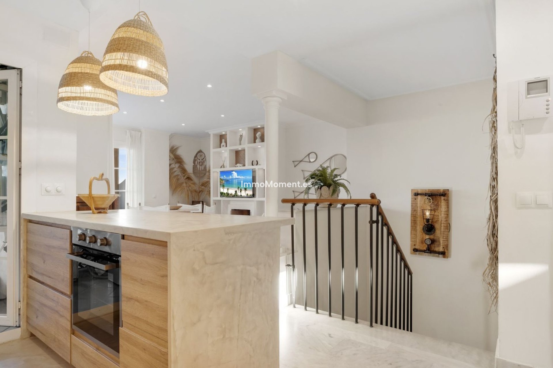 Resale - Apartment - Marbella - Nueva Andalucía