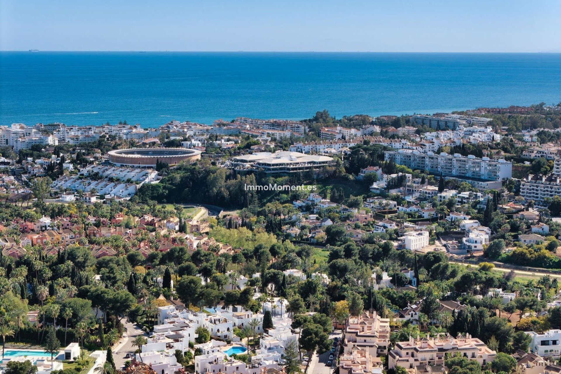 Resale - Apartment - Marbella - Nueva Andalucía