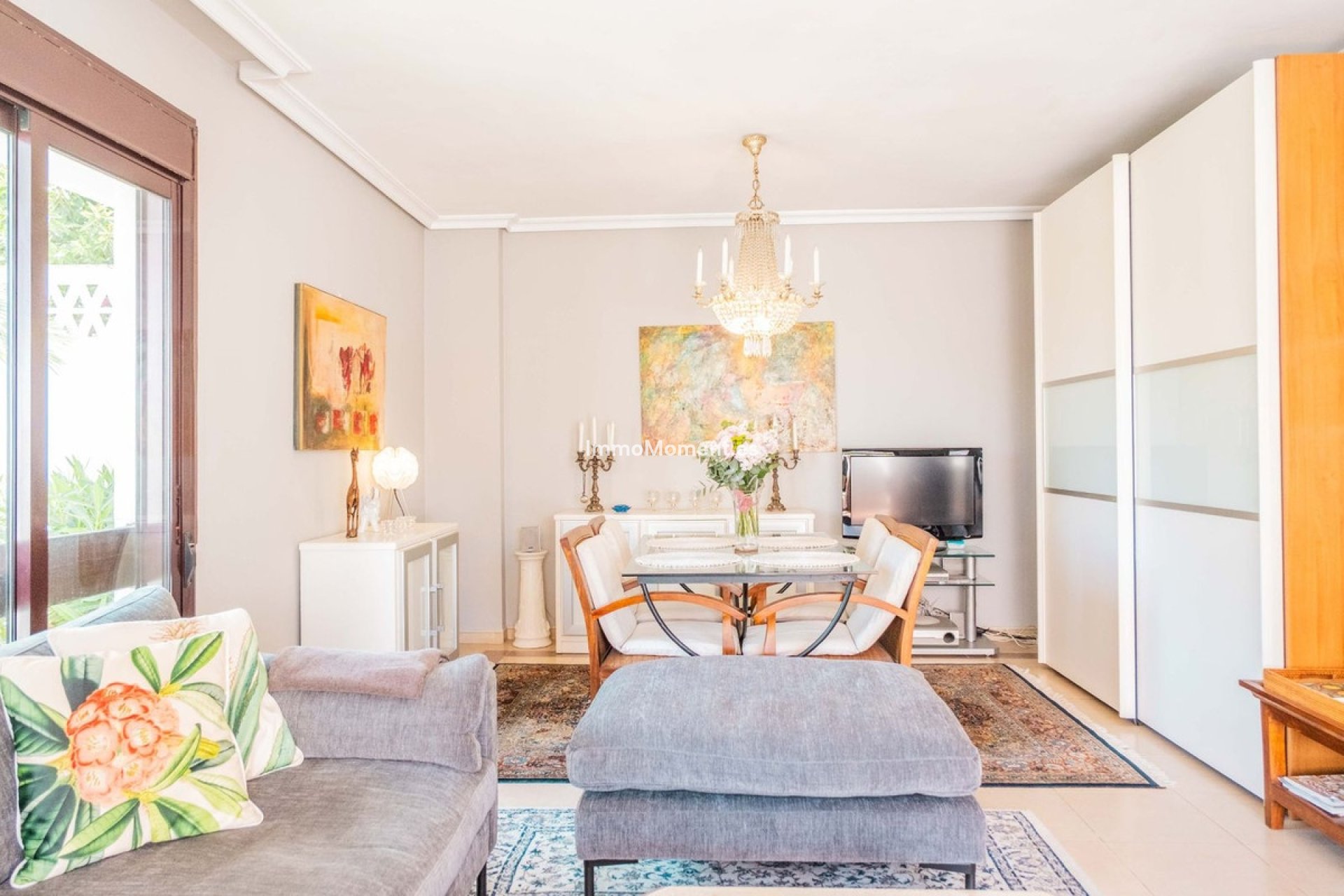 Resale - Apartment - Marbella - Nueva Andalucía