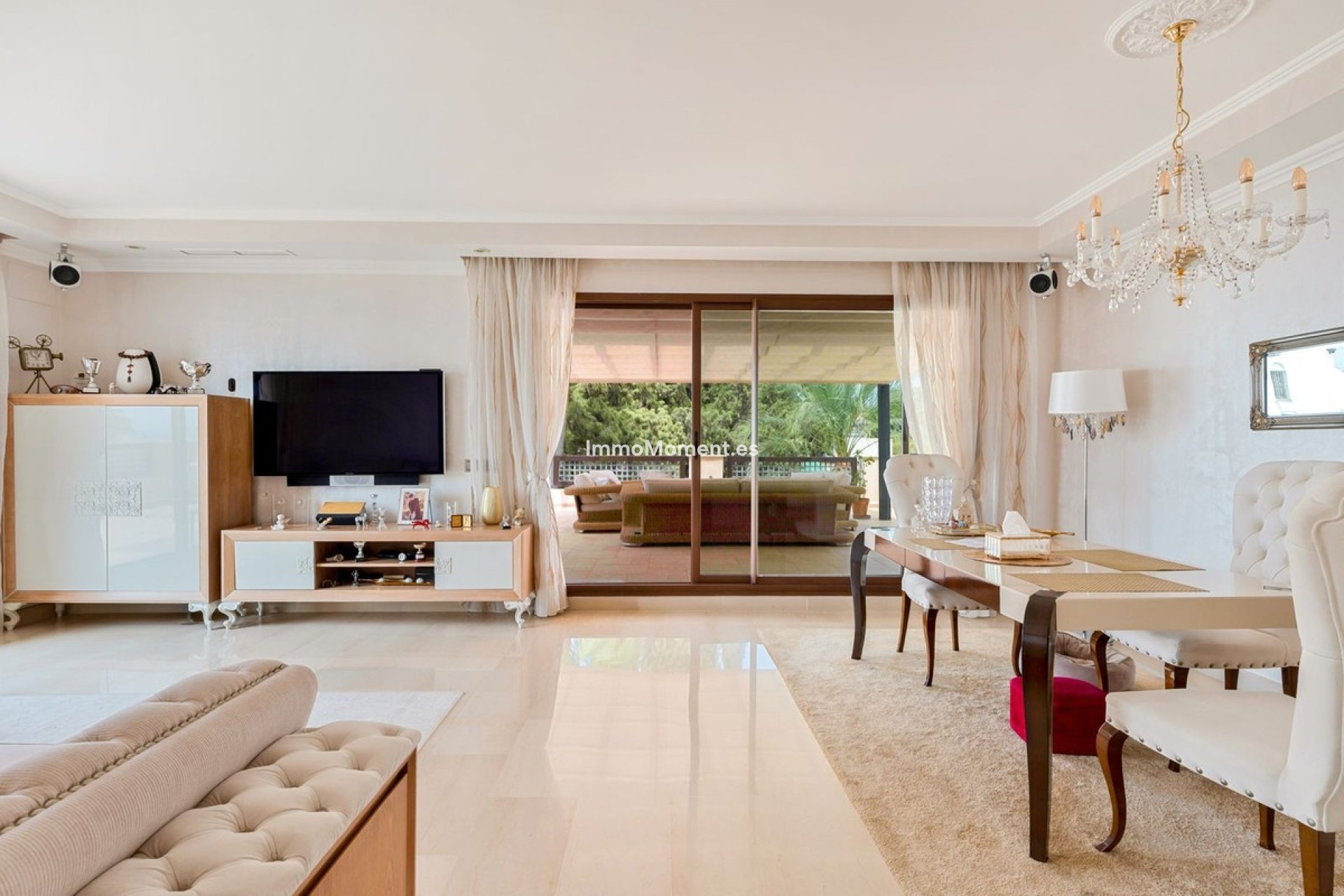 Resale - Apartment - Marbella - Nueva Andalucía