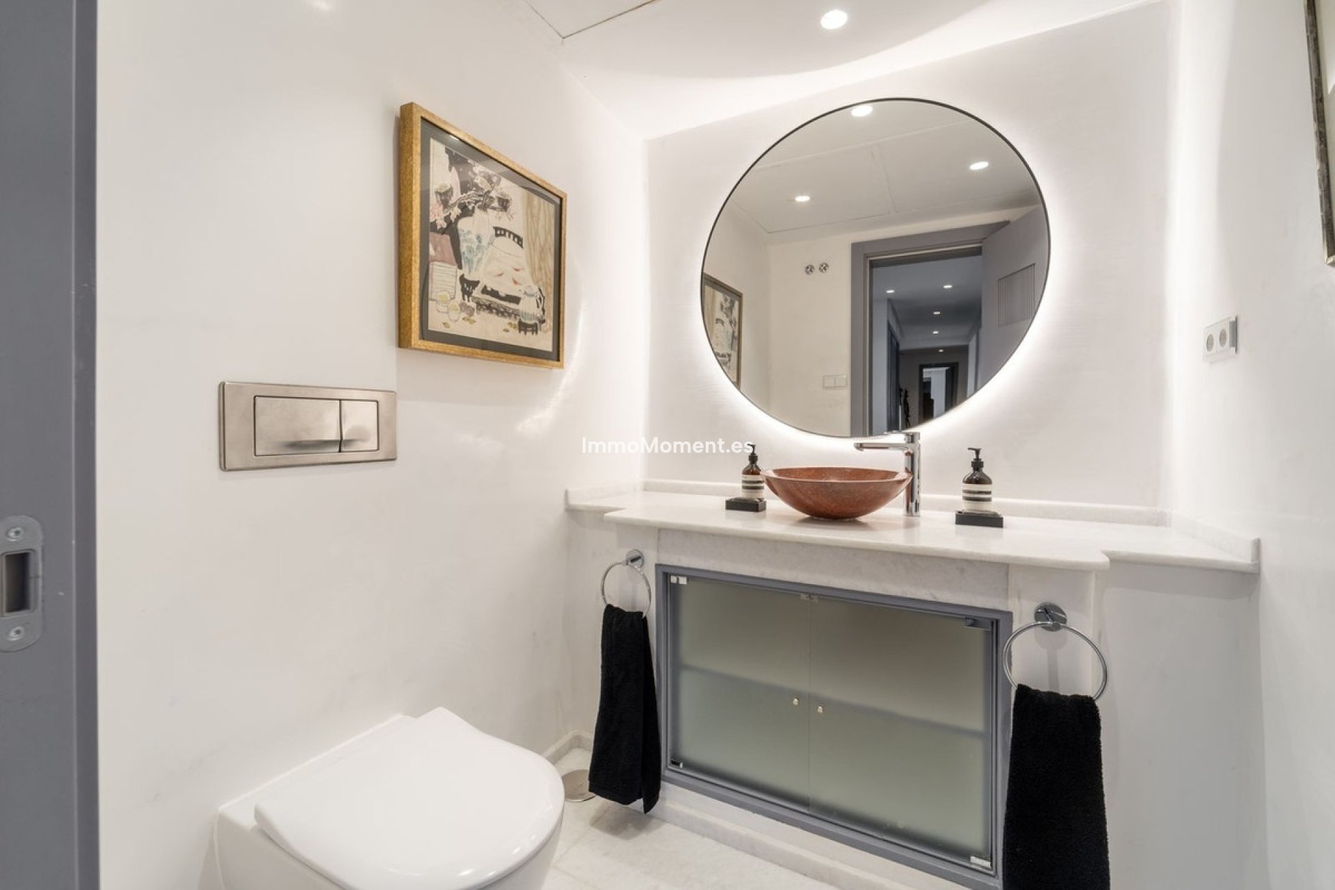 Resale - Apartment - Marbella - Nueva Andalucía