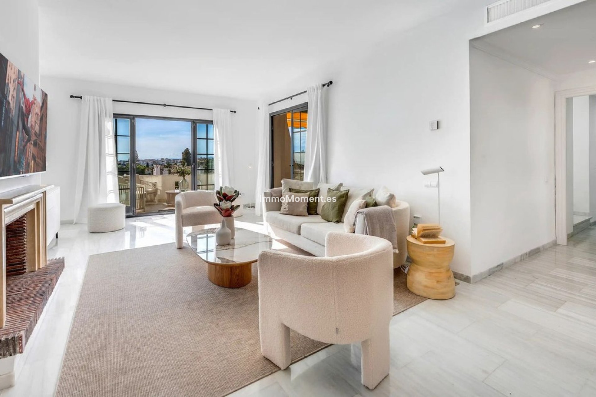 Resale - Apartment - Marbella - Nueva Andalucía