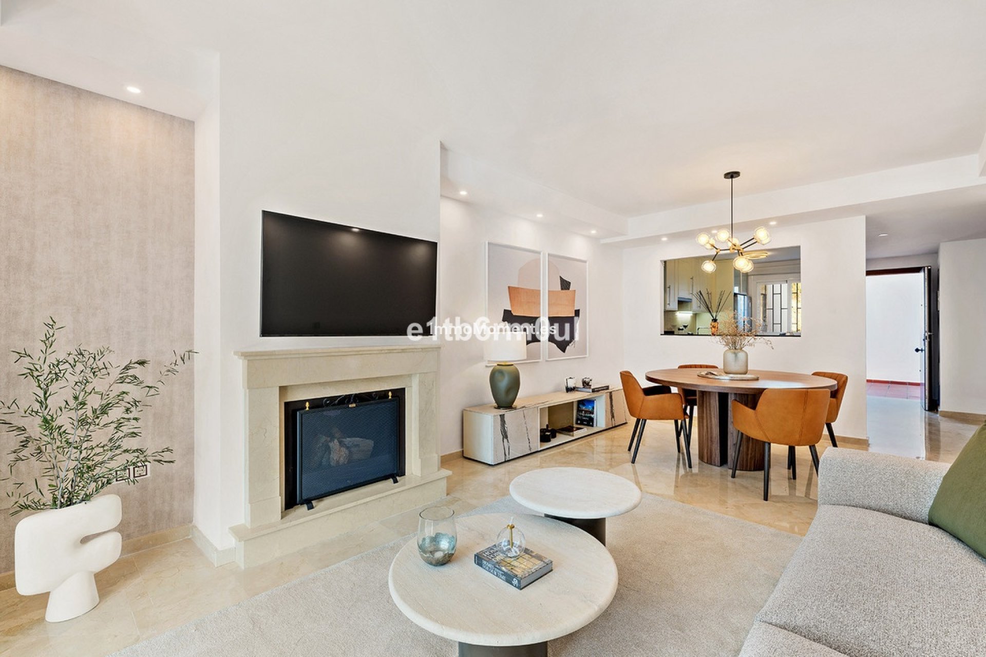 Resale - Apartment - Marbella - Nueva Andalucía