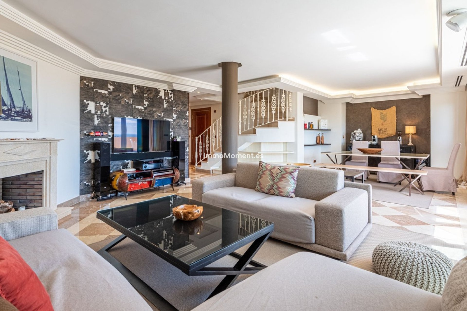 Resale - Apartment - Marbella - Nueva Andalucía