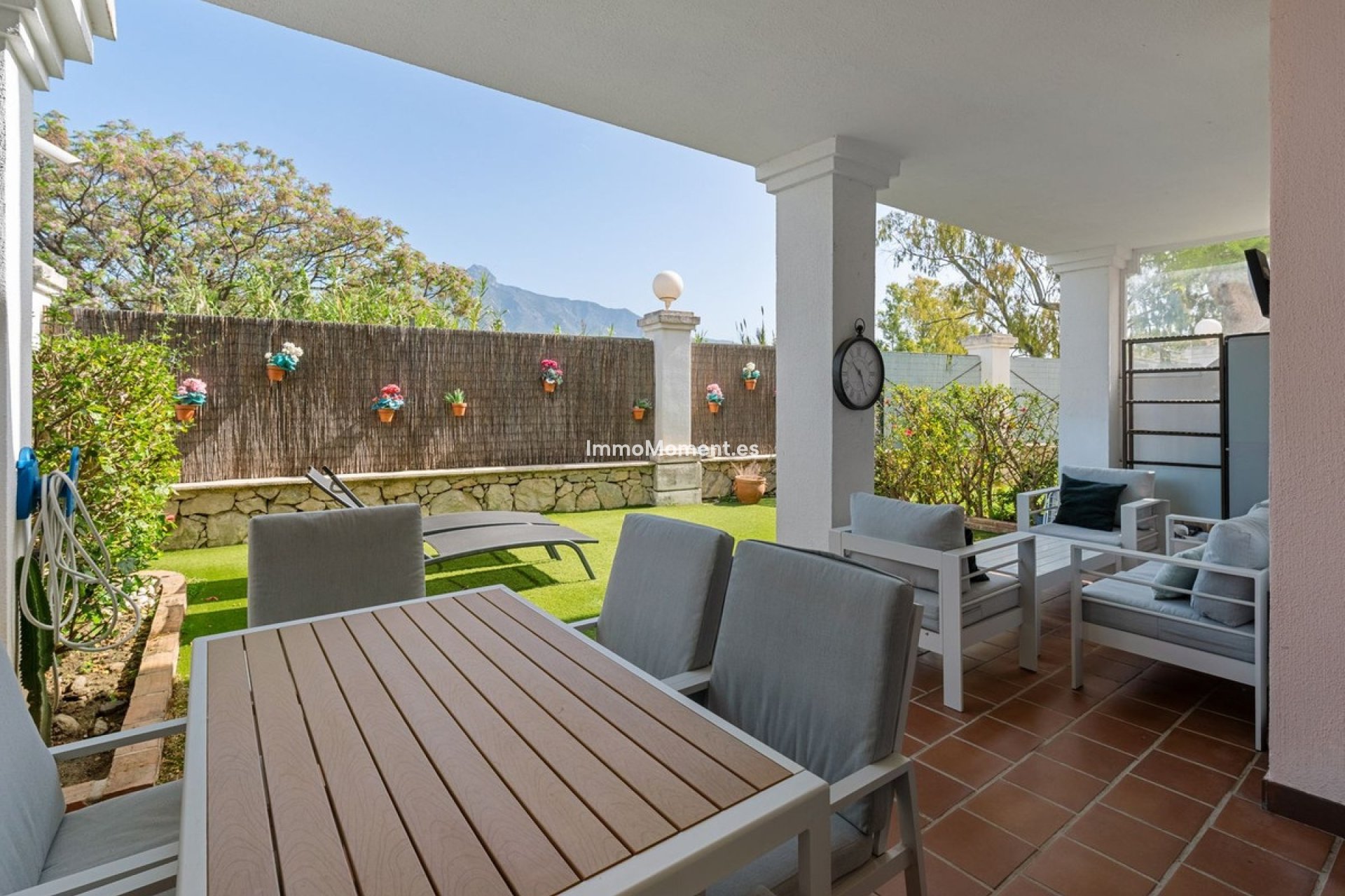 Resale - Apartment - Marbella - Nueva Andalucía