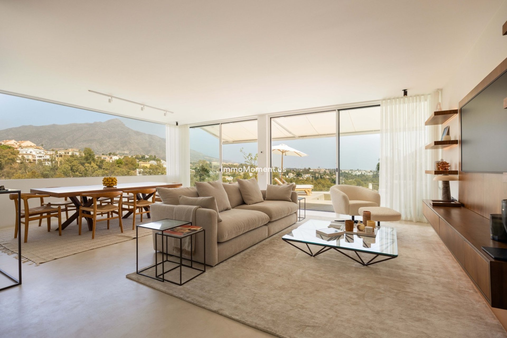 Resale - Apartment - Marbella - Nueva Andalucía