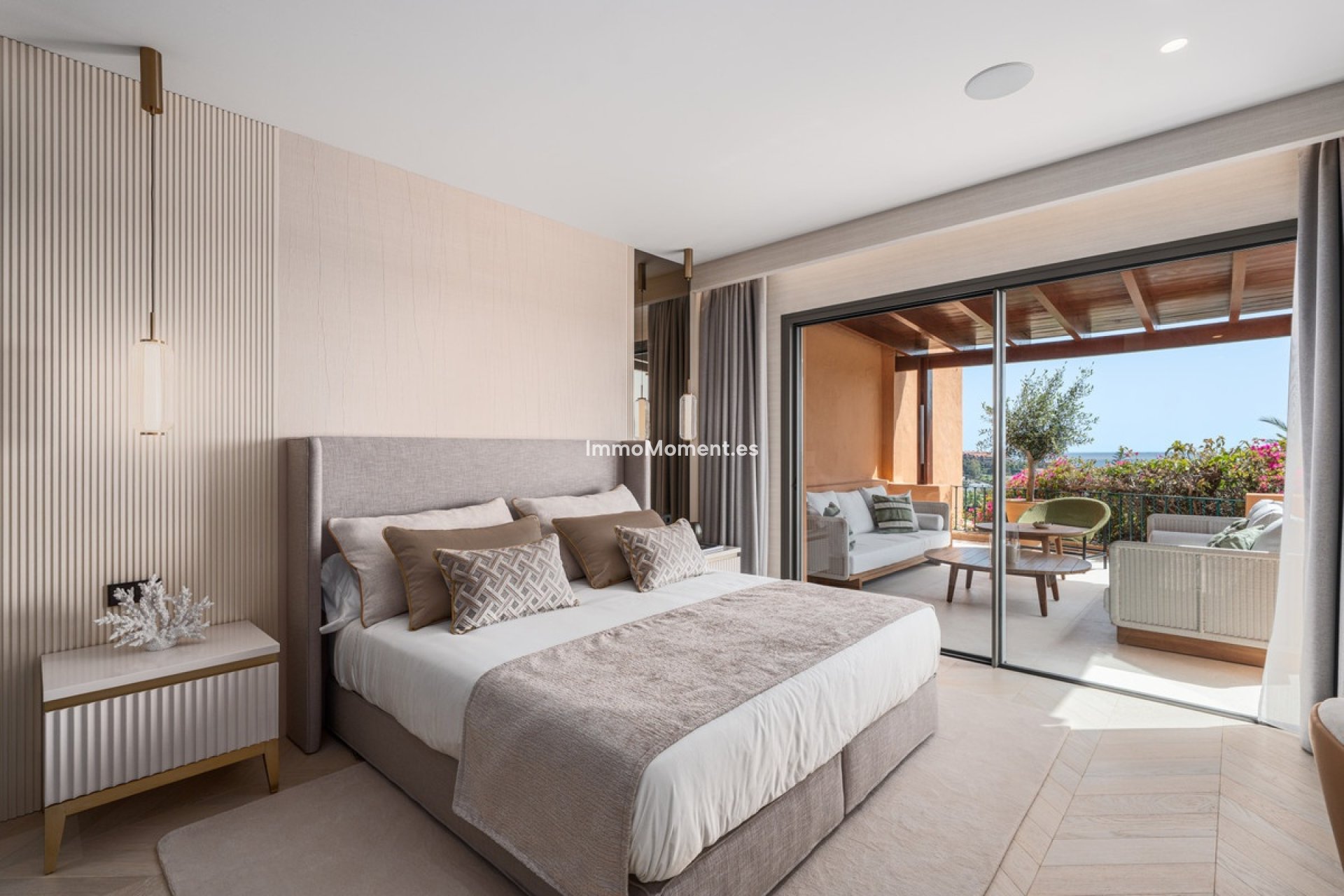 Resale - Apartment - Marbella - Nueva Andalucía