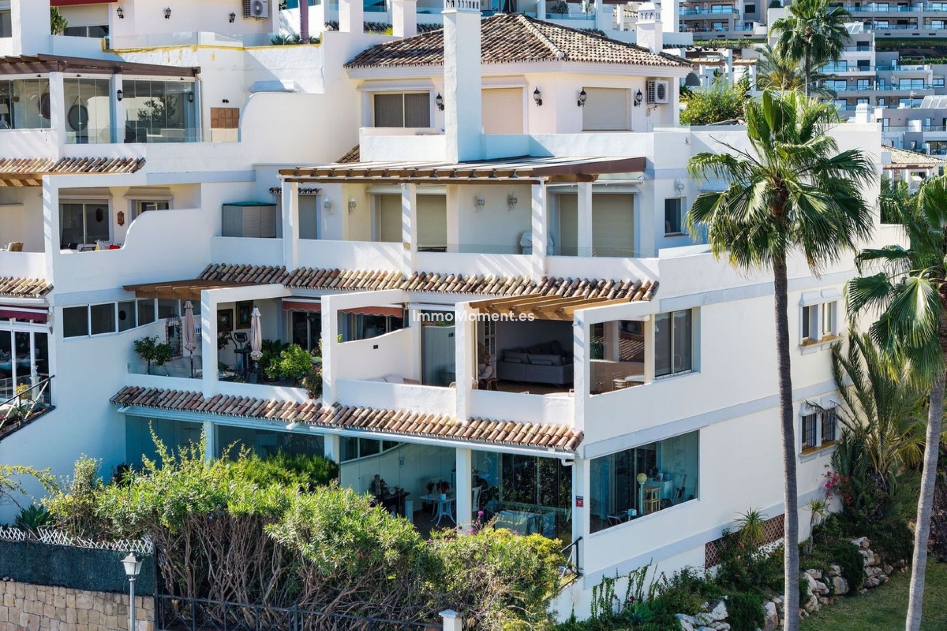 Resale - Apartment - Marbella - Nueva Andalucía