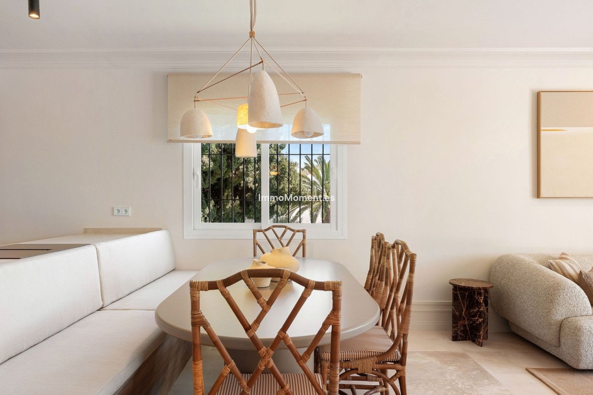 Resale - Apartment - Marbella - Nueva Andalucía